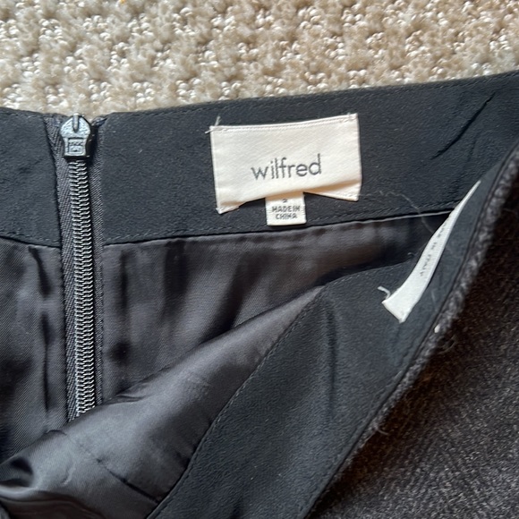 Aritzia Wifred Mini Skirt Size 2 - Picture 2 of 5